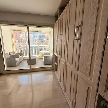 The Pearl Monte Carlo